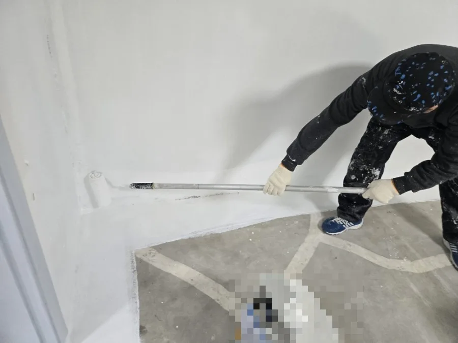 2026년 3월16일~3월24일 보라민속쌍용 벽체곰팡이약품처리,중문 및 파티션, 신발장,부분필름,전실 걸래받이,부엌베란다 도색및 기타도색,전실실크 및 장판 시공 148 naver 3c8d3d03a6b1