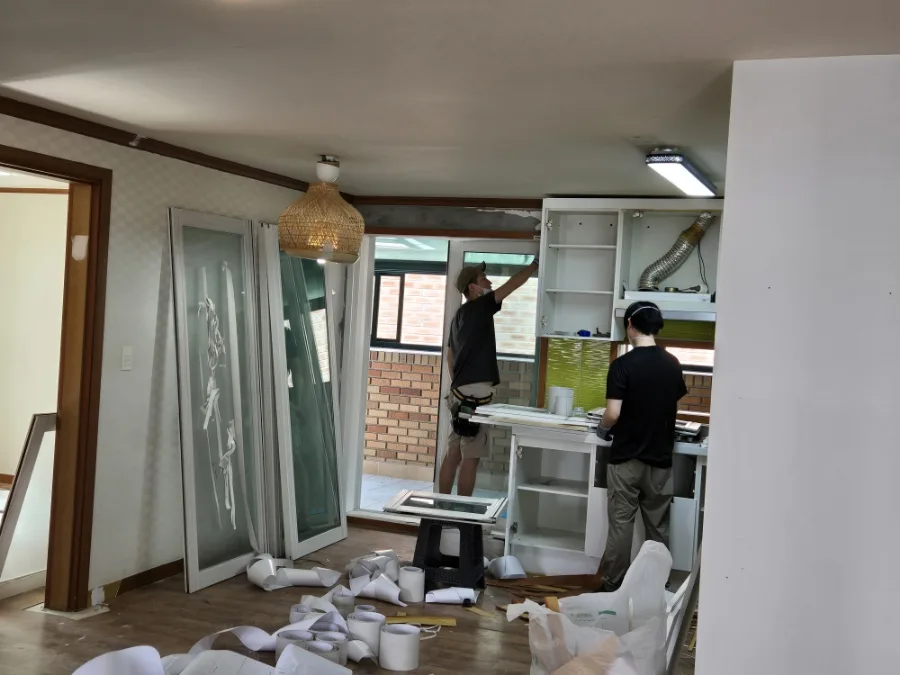 2025년6월6일~14일 전실 필름, 실크도배, 장판, 타일도색 공사 36 naver 5b477b92f7c4