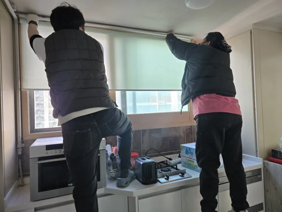 2026년3월12일 백현 경남아너스빌 누수부분도배,부분걸래받이,부엌천장도색,거실천장도배(2집시공) 29 naver 6f29203a172e