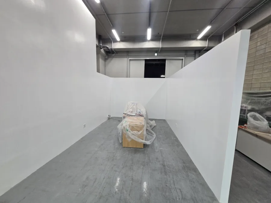 2026년3월6일~22,30일 안산별망로 지식산업센터 전기,가벽, 문4개ABS,도색,방음보드,유리창필름,중문철거,방3개 벽도배 및1층천장도배,데코타일,싱크대 2개 및 배관,장판시공 247 naver 8051368a7f6e