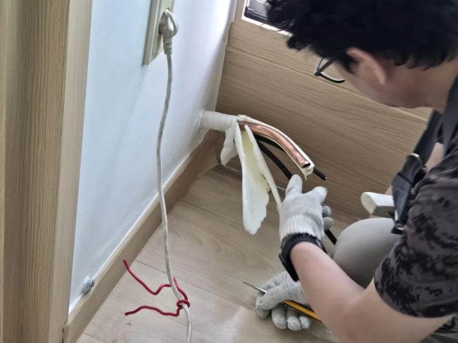 2025년 9월2일 필름, 거실 및 방 장판, 베란다 도색,직부등교체시공완료 56 naver d564314f5551