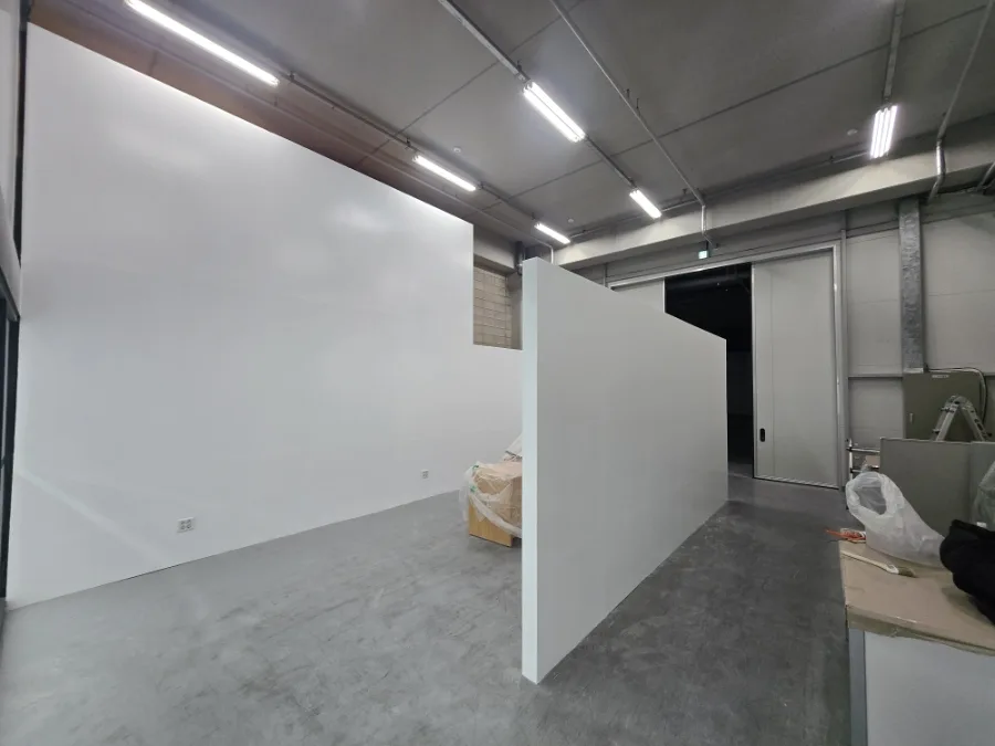 2026년3월6일~22,30일 안산별망로 지식산업센터 전기,가벽, 문4개ABS,도색,방음보드,유리창필름,중문철거,방3개 벽도배 및1층천장도배,데코타일,싱크대 2개 및 배관,장판시공 246 naver f12936bbad9c
